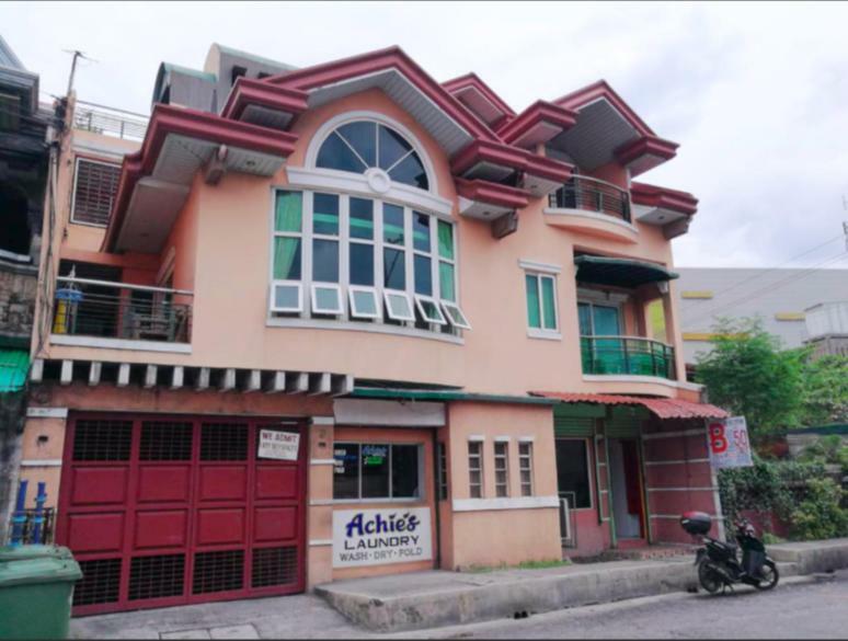 Moonstone: Comfy 1Br Unit Apartment Olongapo Exterior photo